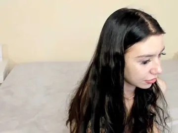 Amelia-skyy  live sex cam