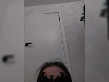 Anna407  live sex cam