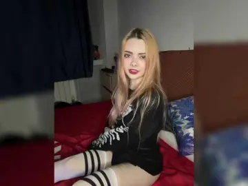 Chanterelle008  live sex cam