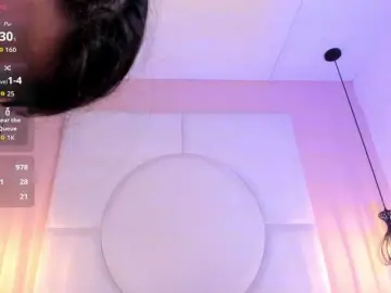 Sara-Foxy  live sex cam