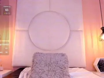 Sara-Foxy  live sex cam