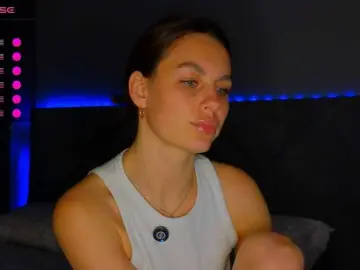 SeLeNaa  live sex cam