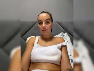 SeLeNaa  live sex cam