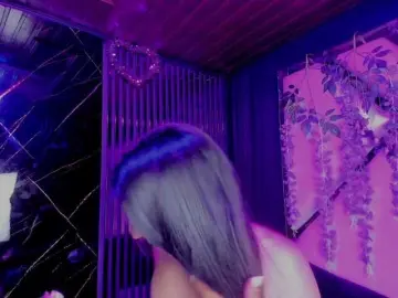 Tokkio777  live sex cam