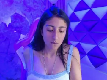 Tokkio777  live sex cam