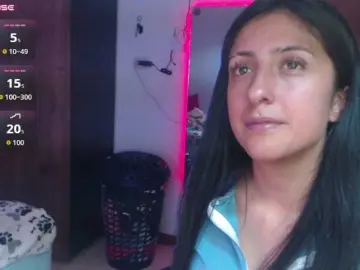 Tokkio777  live sex cam