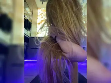 YourBarbiee  live sex cam