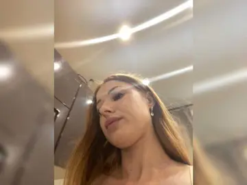 YourBarbiee  live sex cam