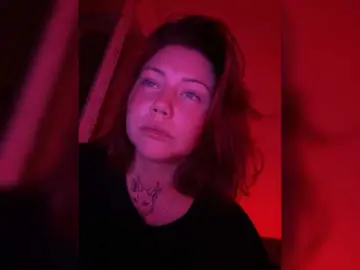 Fuullgirl  live sex cam