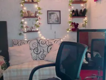 Missrosariostepmoan  live sex cam