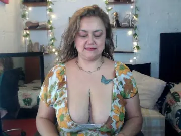 Missrosariostepmoan  live sex cam