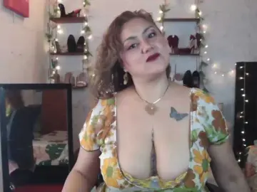 Missrosariostepmoan  live sex cam