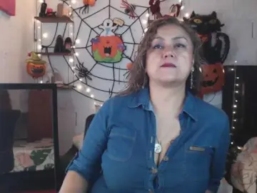 Missrosariostepmoan  live sex cam