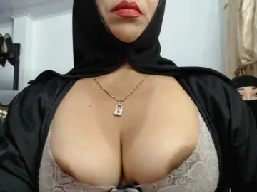 Nadia-abaud  live sex cam