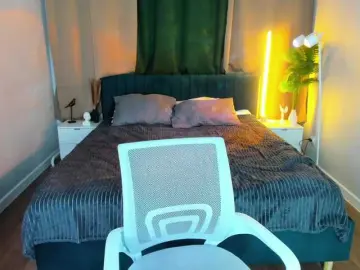 Nelie-Evans  live sex cam