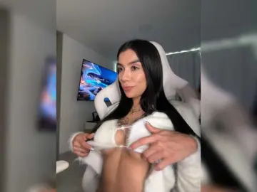 Juanita-fox  live sex cam