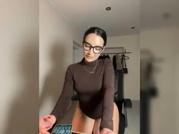 Amarulla  live sex cam