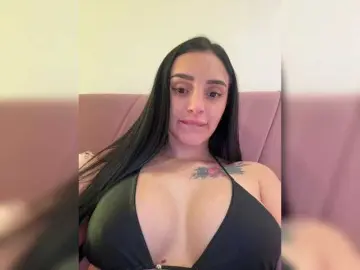 AprilRosse  live sex cam