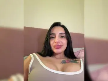 AprilRosse  live sex cam