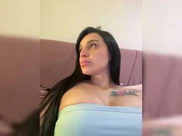 AprilRosse  live sex cam
