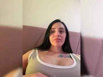 AprilRosse  live sex cam
