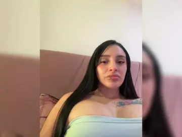 AprilRosse  live sex cam