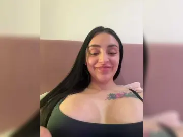 AprilRosse  live sex cam