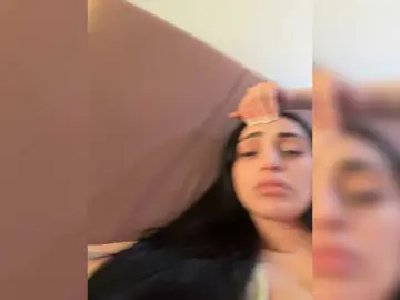 AprilRosse  live sex cam