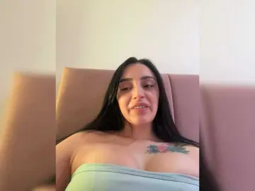 AprilRosse  live sex cam