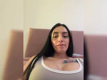 AprilRosse  live sex cam