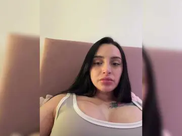 AprilRosse  live sex cam