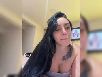AprilRosse  live sex cam