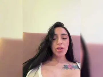 AprilRosse  live sex cam