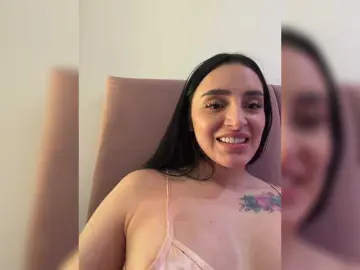 AprilRosse  live sex cam