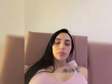 AprilRosse  live sex cam