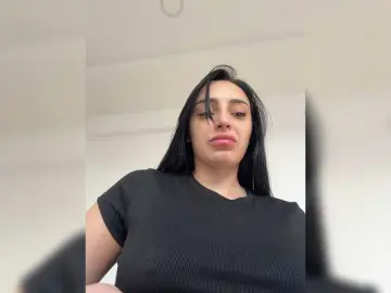 AprilRosse  live sex cam