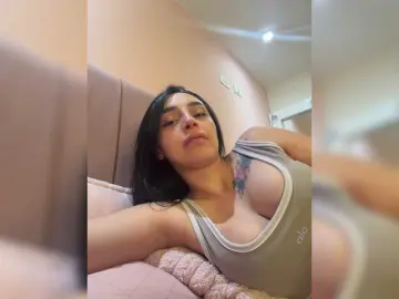AprilRosse  live sex cam