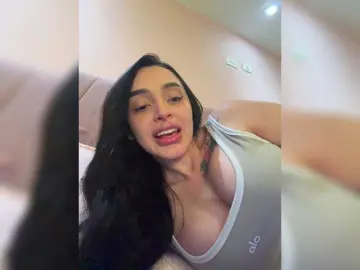 AprilRosse  live sex cam