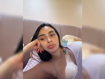 AprilRosse  live sex cam