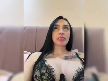 AprilRosse  live sex cam