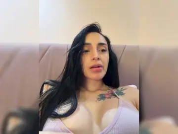 AprilRosse  live sex cam