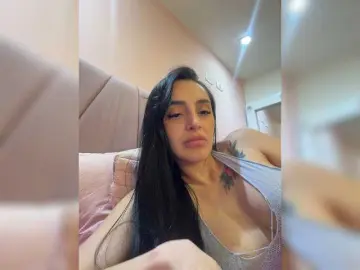 AprilRosse  live sex cam