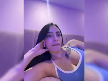 AprilRosse  live sex cam