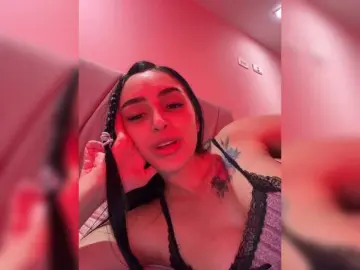 AprilRosse  live sex cam