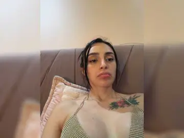 AprilRosse  live sex cam