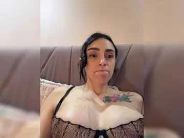 AprilRosse  live sex cam