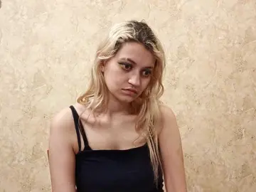 DetraRediger  live sex cam