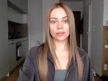 IconicDomi  live sex cam