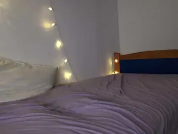 LisaCherries  live sex cam