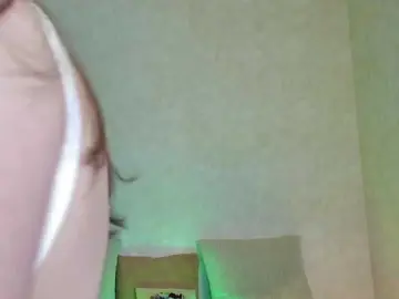 Rosea  live sex cam